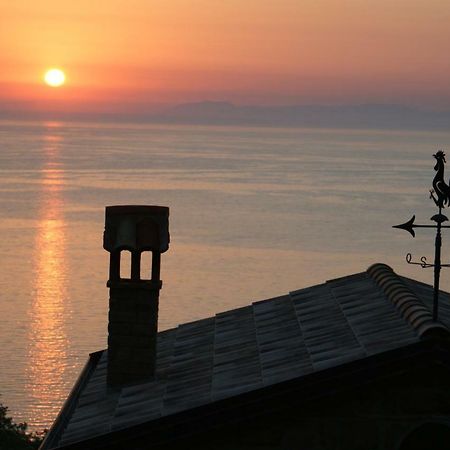 Bellezza In Cilento Panoramic Apts カステッラバーテ エクステリア 写真