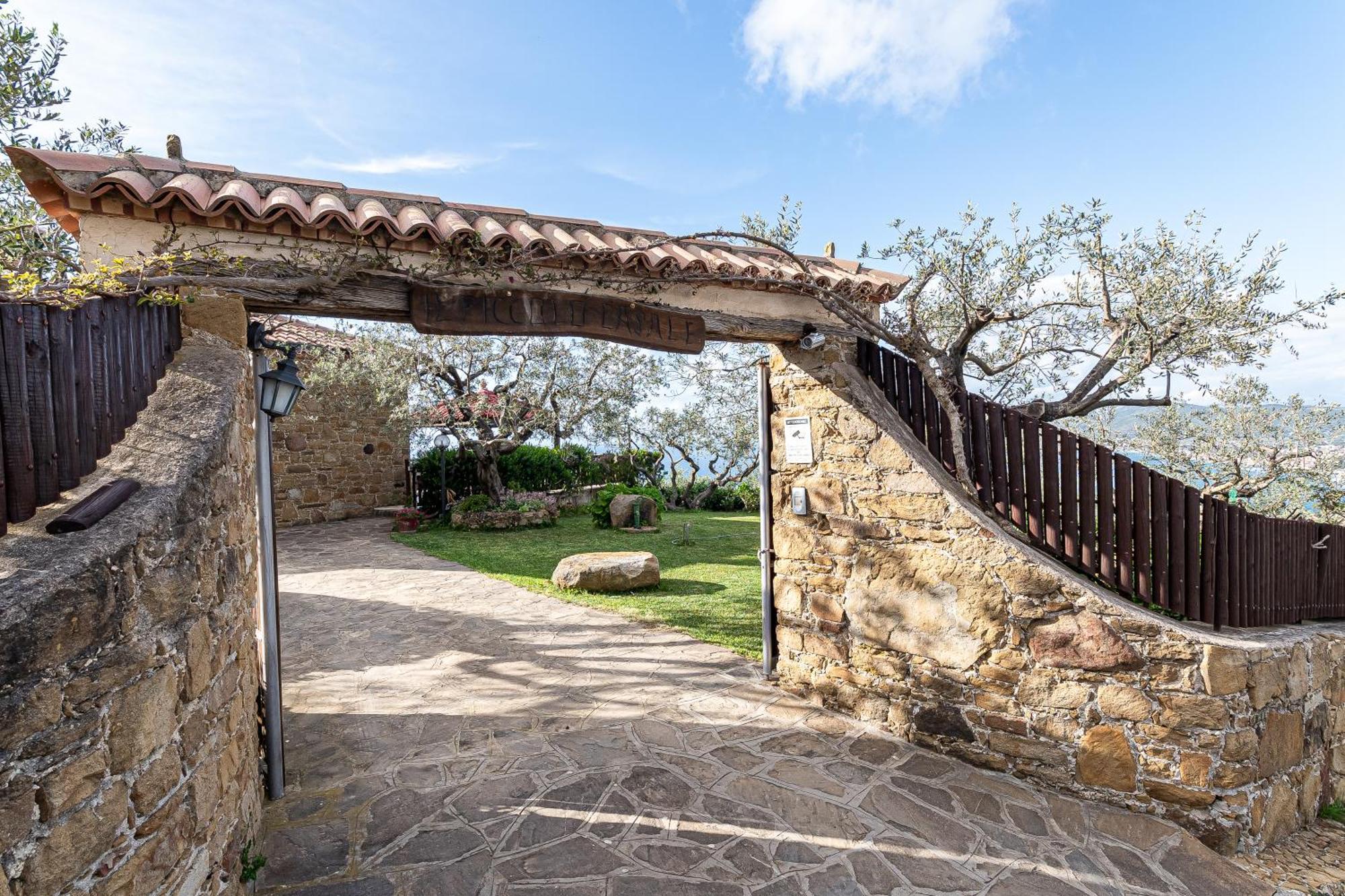 Bellezza In Cilento Panoramic Apts カステッラバーテ エクステリア 写真